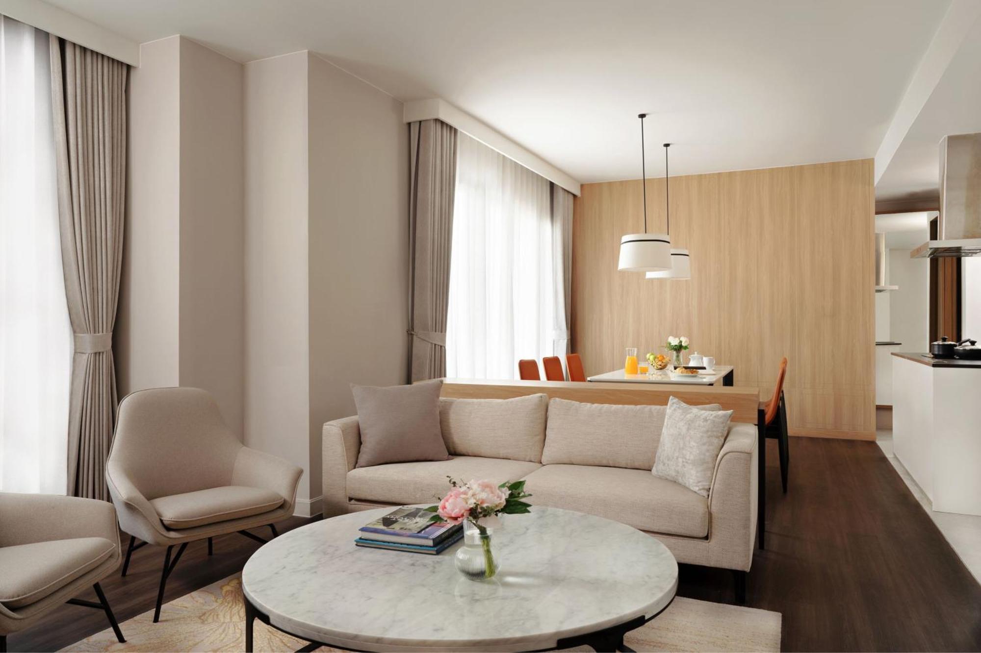 Marriott Executive Apartments Bangkok, Sukhumvit 101 Exteriör bild