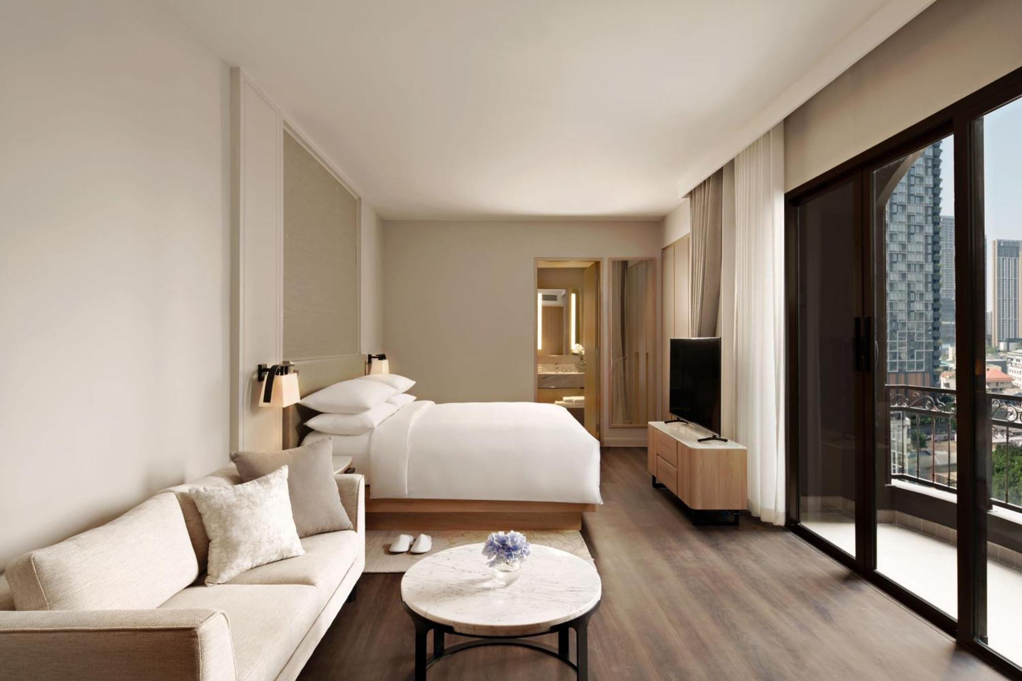 Marriott Executive Apartments Bangkok, Sukhumvit 101 Exteriör bild