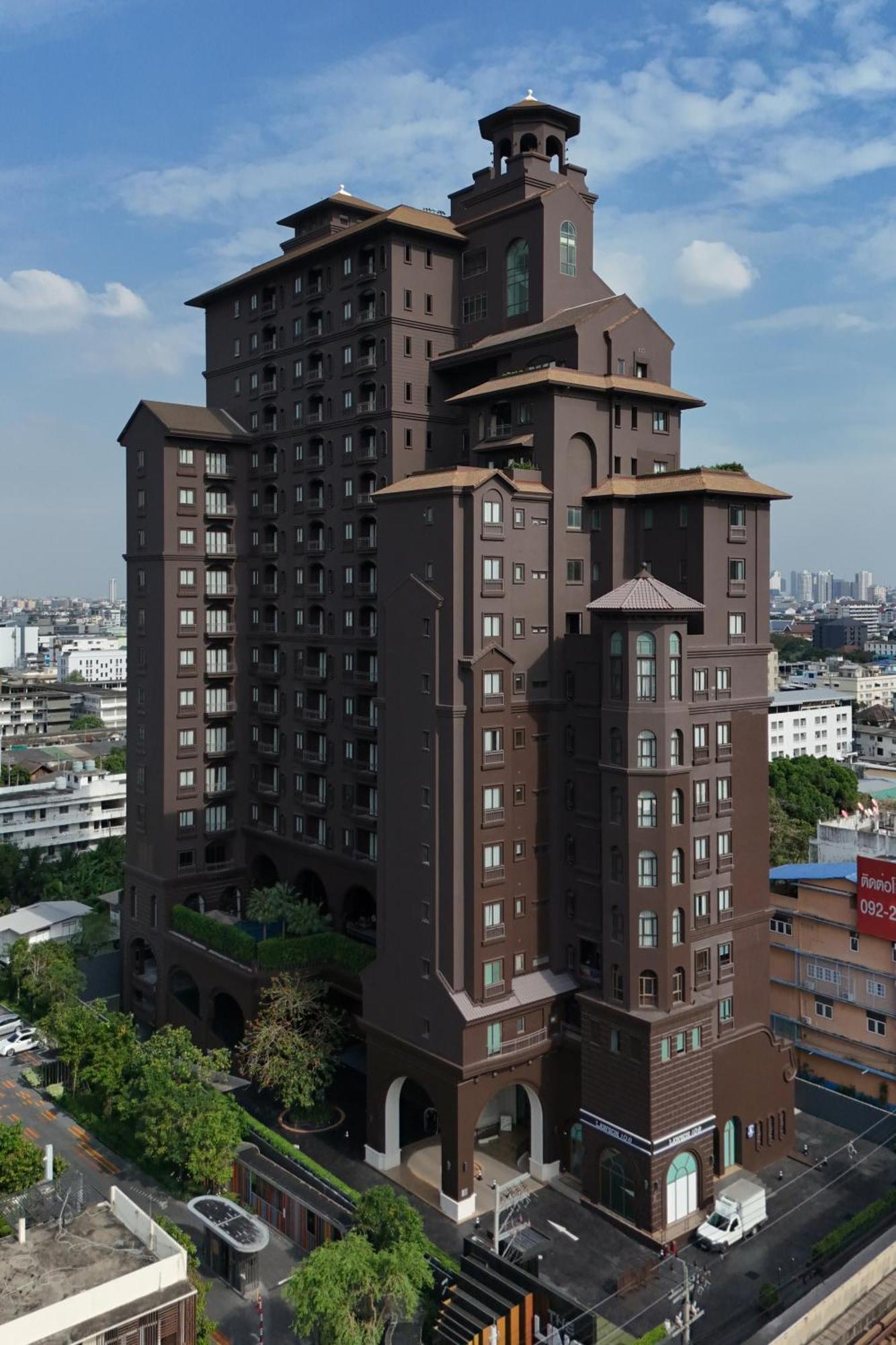 Marriott Executive Apartments Bangkok, Sukhumvit 101 Exteriör bild