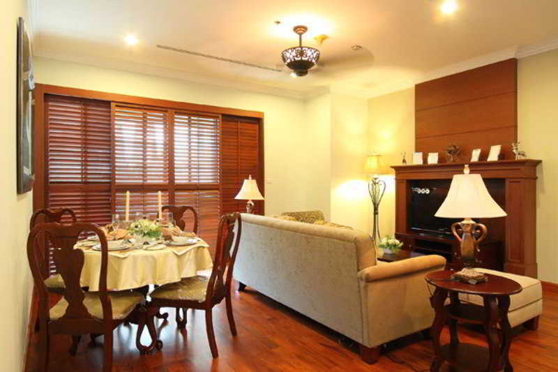 Marriott Executive Apartments Bangkok, Sukhumvit 101 Exteriör bild